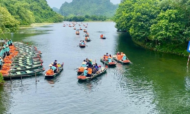 Du lịch nội địa bùng nổ trong dịp cuối tuần và nghỉ lễ