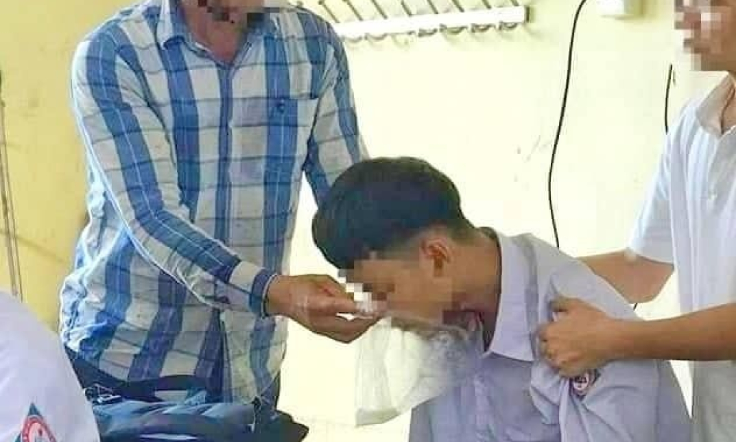 7 học sinh nhập viện sau khi sử dụng thuốc lá điện tử
