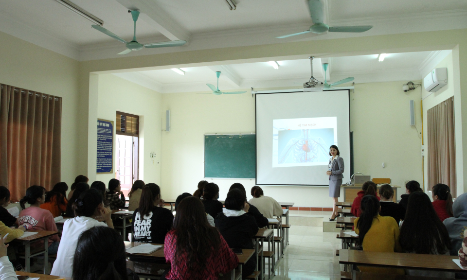 “Vào đại học hoàn toàn không phải là con đường duy nhất lập thân, lập nghiệp”