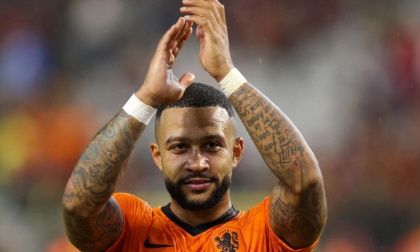 Nedved xác nhận khả năng ký Depay