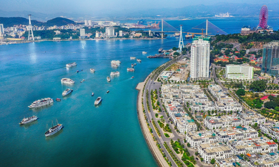Khát vọng xây dựng Quảng Ninh giàu đẹp, văn minh 
