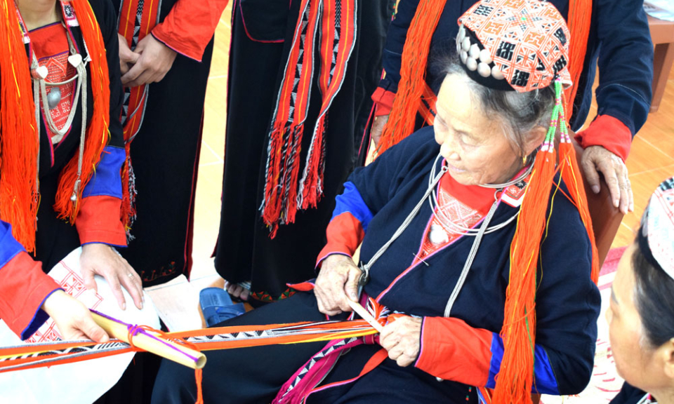 The village of Dao people at the foot of Yen Tu mountain 