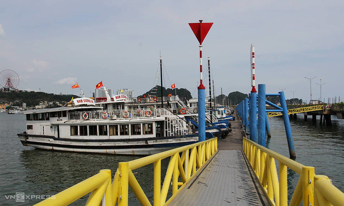 Quang Ninh bans vessels from heading to sea as storm Maon approaches