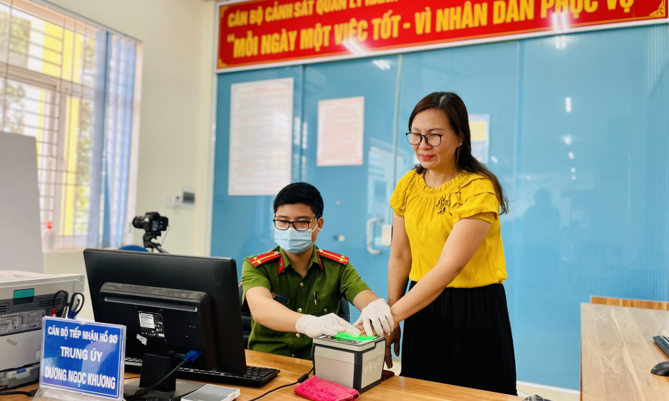 Công an huyện Vân Đồn đẩy mạnh thực hiện Đề án 06