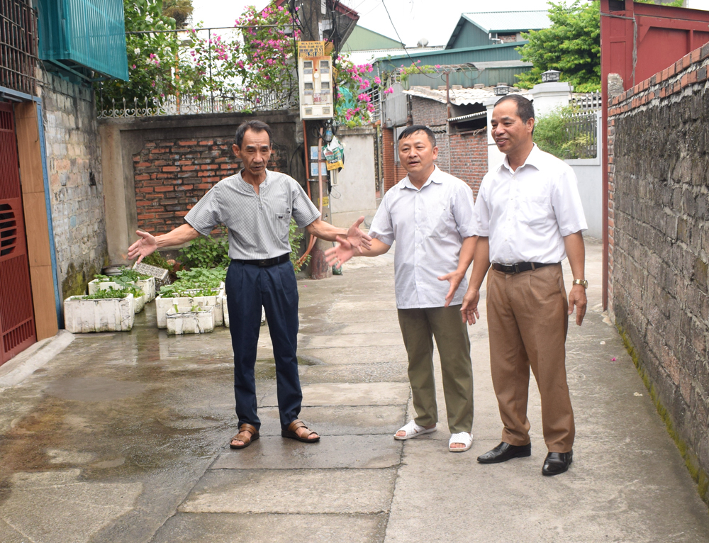 Người dân rất đồng thuận khi ông Trần Duy Khuông đến tuyên truyền xây dựng khu phố ngày càng tốt đẹp hơn