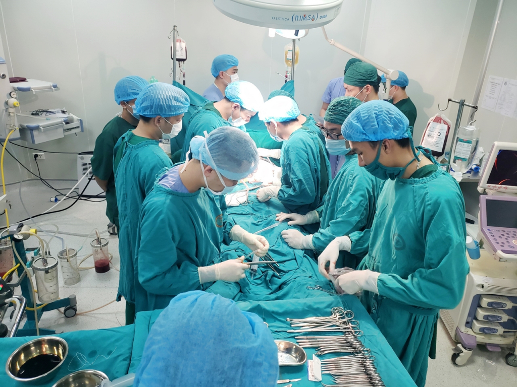 Cần sớm khắc phục tình trạng thiếu thuốc, sinh phẩm, vật tư y tế tại các bệnh viện, cơ sở y tế.