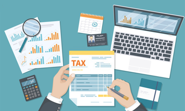 Số tiền thu phí được để lại có phải nộp thuế?
