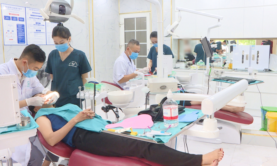 Y tế tư nhân: Nâng tầm dịch vụ chăm sóc sức khỏe