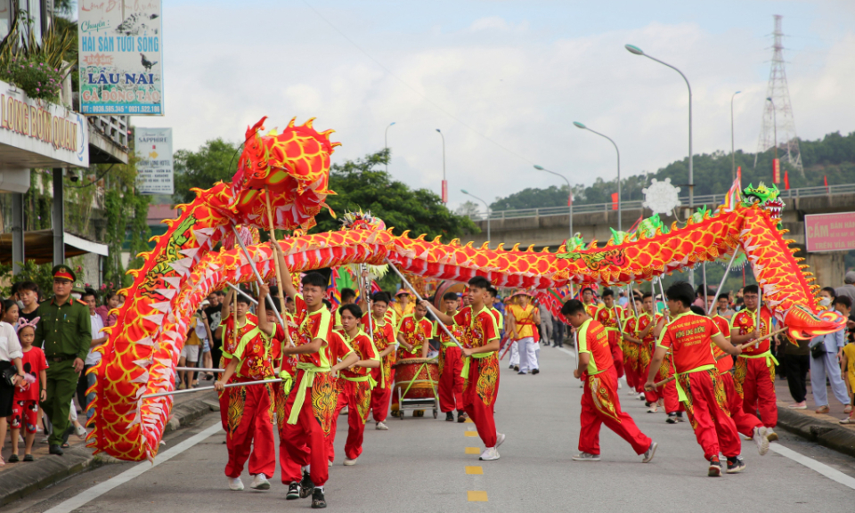 Cẩm Phả - Tâm điểm du lịch đa kết nối