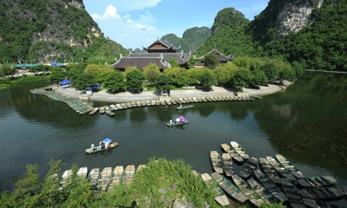 50th anniversary of the Convention for the Protection of World Cultural and Natural Heritage celebrated in Ninh Bình