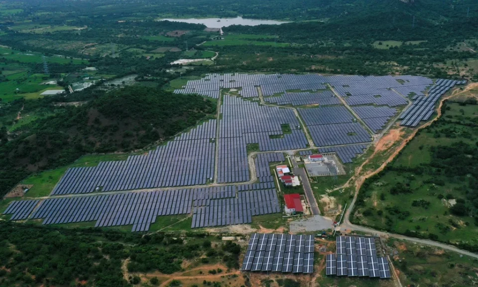 Việt Nam needs laws for sustainable energy development