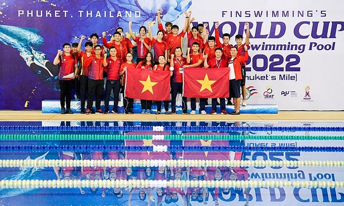 Vietnam finish first in finswimming world cup round