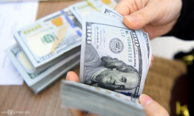 USD ngân hàng lần đầu vượt mốc 23.700 đồng