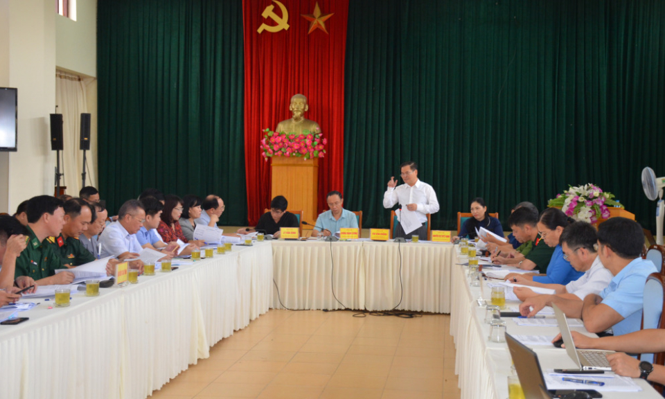 Phó Chủ tịch UBND tỉnh Bùi Văn Khắng kiểm tra tại huyện Bình Liêu