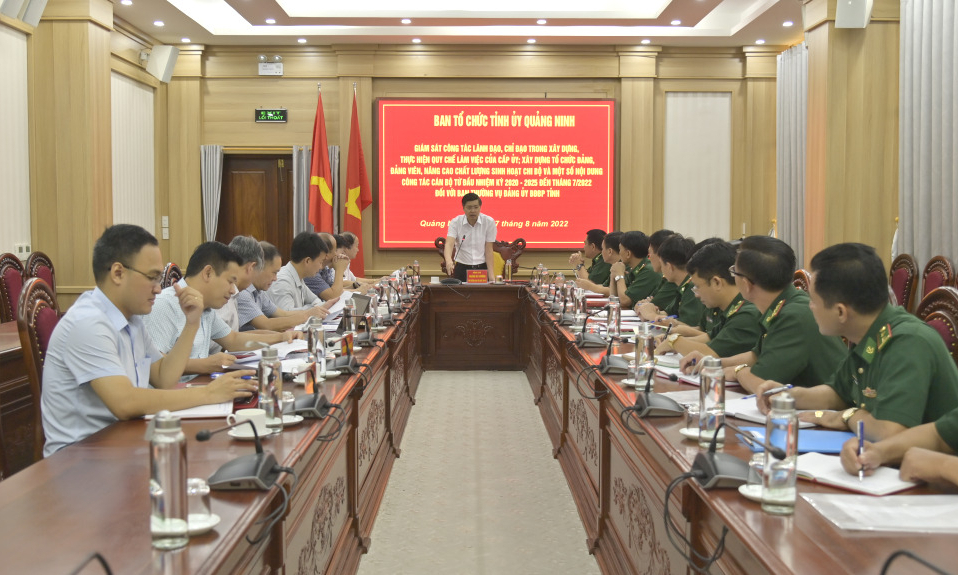 “Tự soi, tự sửa” để nâng cao sức mạnh của Đảng