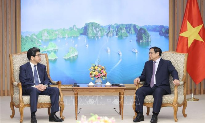 Thủ tướng Phạm Minh Chính tiếp Thống đốc Ngân hàng Hợp tác quốc tế Nhật Bản 