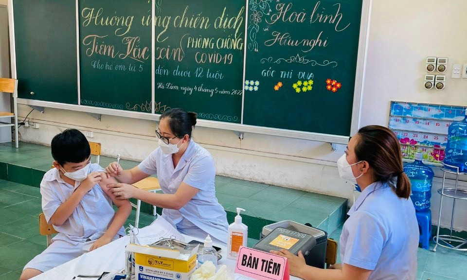 Gia tăng số ca F0 là học sinh và giáo viên 