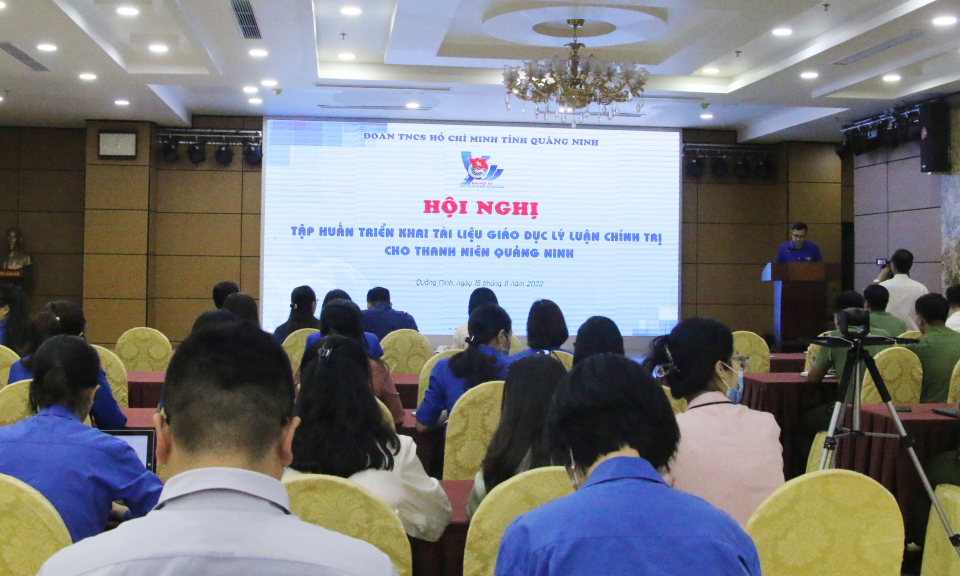 Tập huấn triển khai Tài liệu giáo dục lý luận chính trị dành cho thanh niên Quảng Ninh