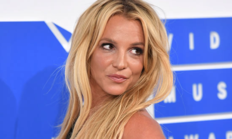 Britney Spears âm ỉ nỗi đau về gia đình