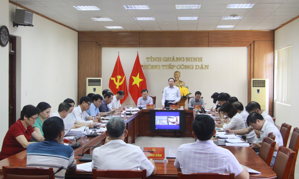 Đồng chí Bí thư Tỉnh ủy tiếp công dân định kỳ