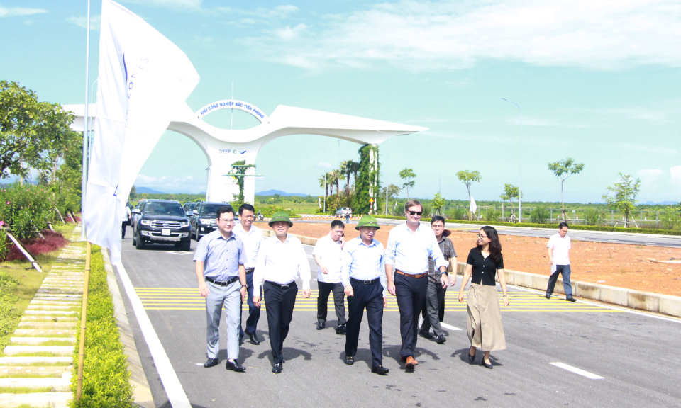 Quảng Ninh đồng hành cùng các nhà đầu tư KCN và nhà đầu tư thứ cấp trong KCN phát triển bền vững