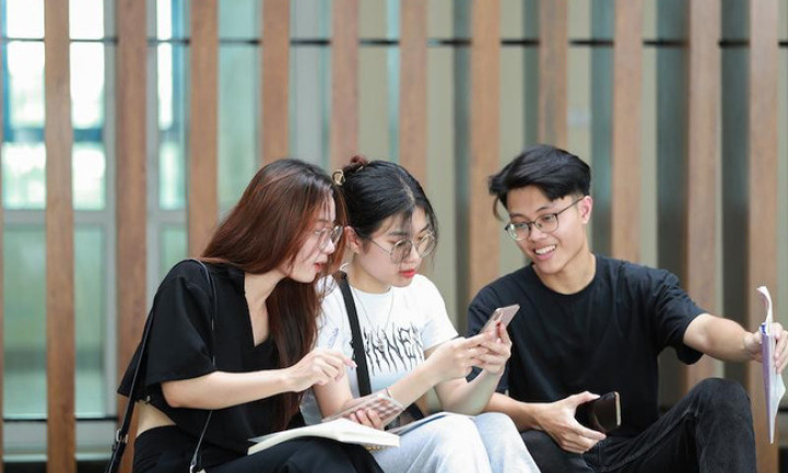 Mở hệ thống xác nhận nhập học trực tuyến từ hôm nay (18/9)