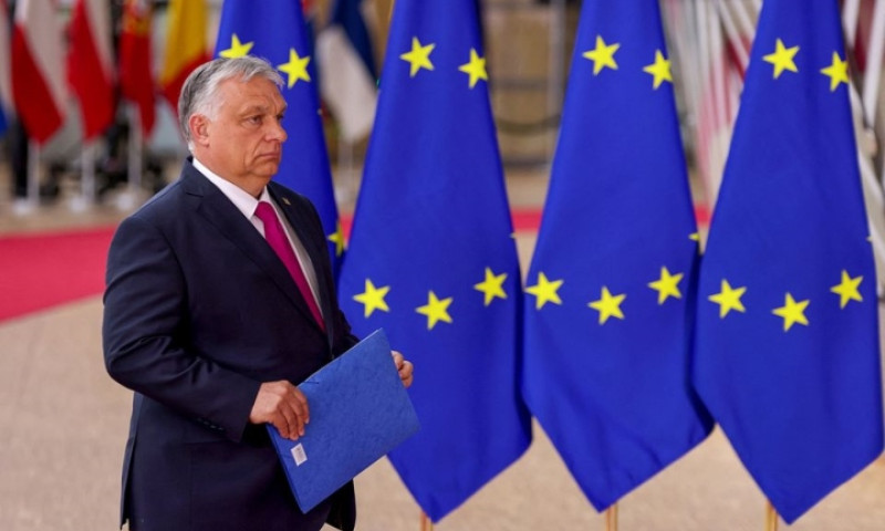 EU đề xuất trừng phạt Hungary