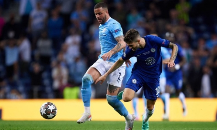 Man City hoãn gia hạn với trụ cột