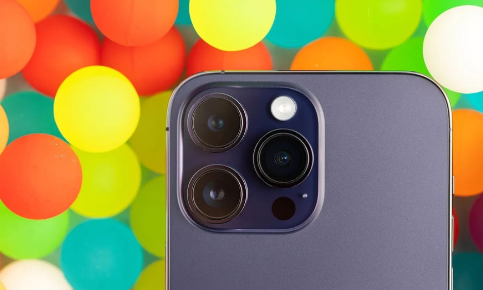 Camera iPhone 14 Pro gặp lỗi lạ