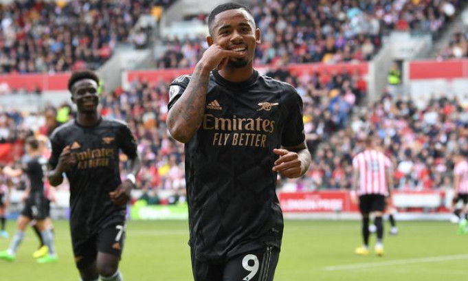 Gabriel Jesus có thể bị cấm ở trận Liverpool