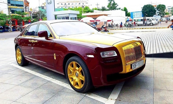 Thông tin tiền cọc đấu giá xe Roll- Royce dát vàng của ông Trịnh Văn Quyết