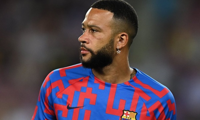Depay quyết không rời Barcelona