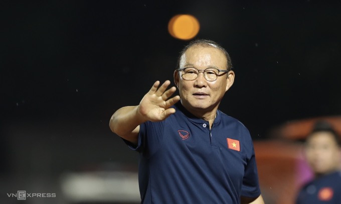 HLV Park: 'Việt Nam đạt mọi mục tiêu khi thắng Singapore'