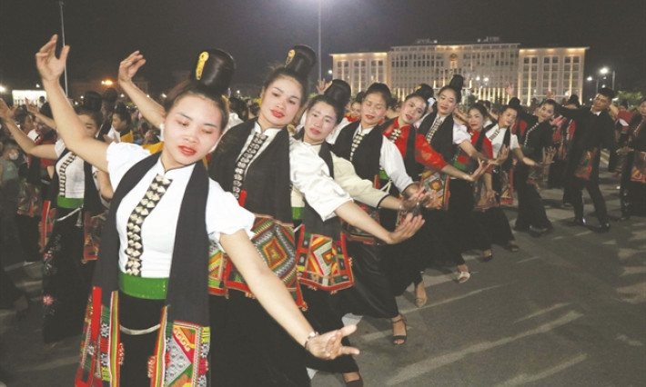 Free tickets to UNESCO ceremony honouring art of Xòe Thái
