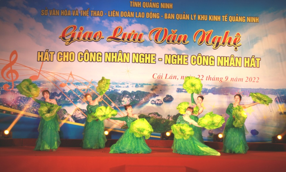 "Hát cho công nhân nghe - nghe công nhân hát" - một hoạt động văn hóa bổ ích
