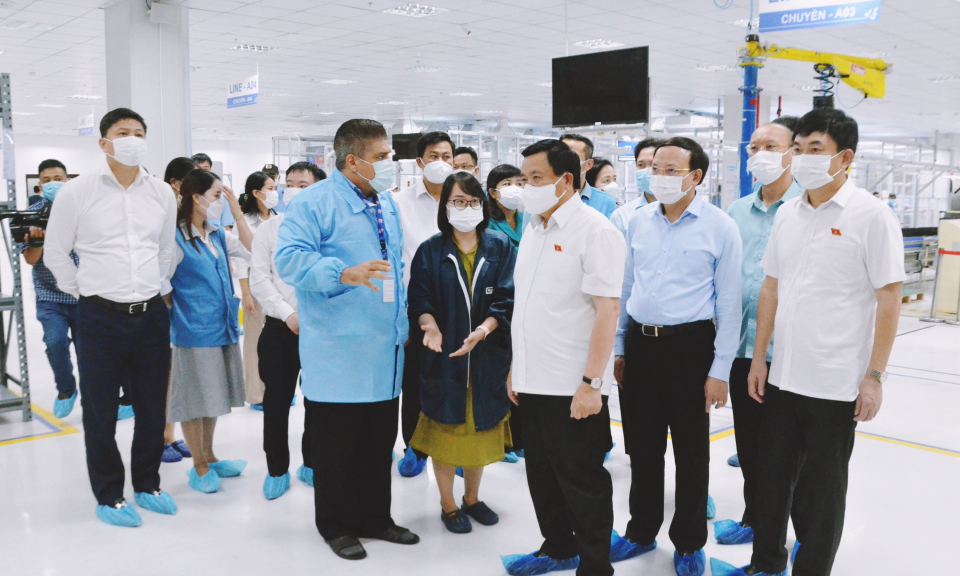 Đoàn Đại biểu Quốc hội tỉnh khảo sát tại Khu công nghiệp Đông Mai, TX Quảng Yên