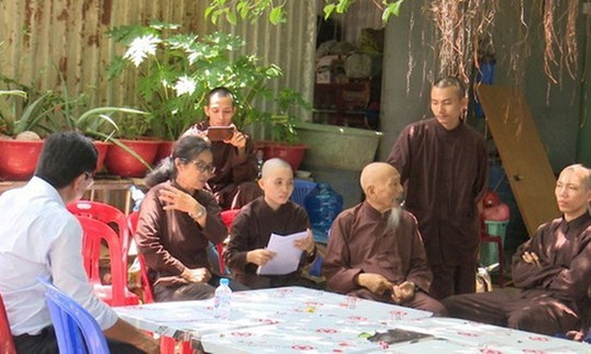 Lấy mẫu giám định ADN đối với người sinh sống tại Tịnh thất Bồng Lai