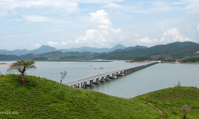 Quang Ninh seeks tourism development along expressway to Chinese border