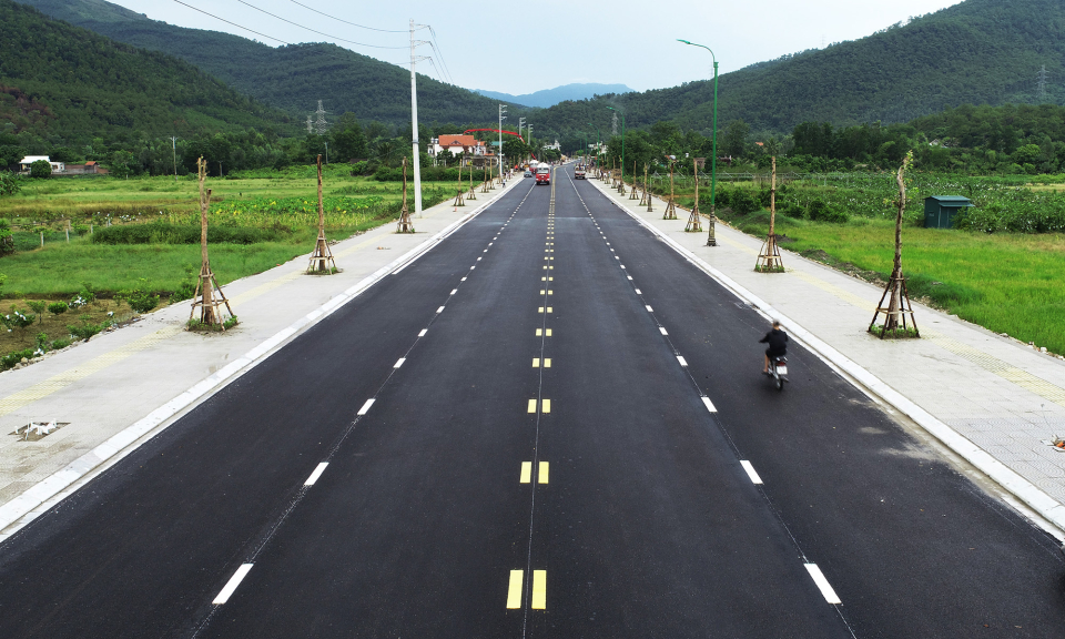 Hoàn thiện hệ thống hạ tầng giao thông: Lực đẩy để phát triển nền kinh tế