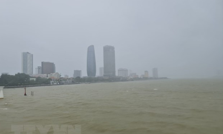 Thời tiết ngày 28/9: Tâm bão số 4 trên đất liền khu vực Thừa Thiên-Huế đến Quảng Nam