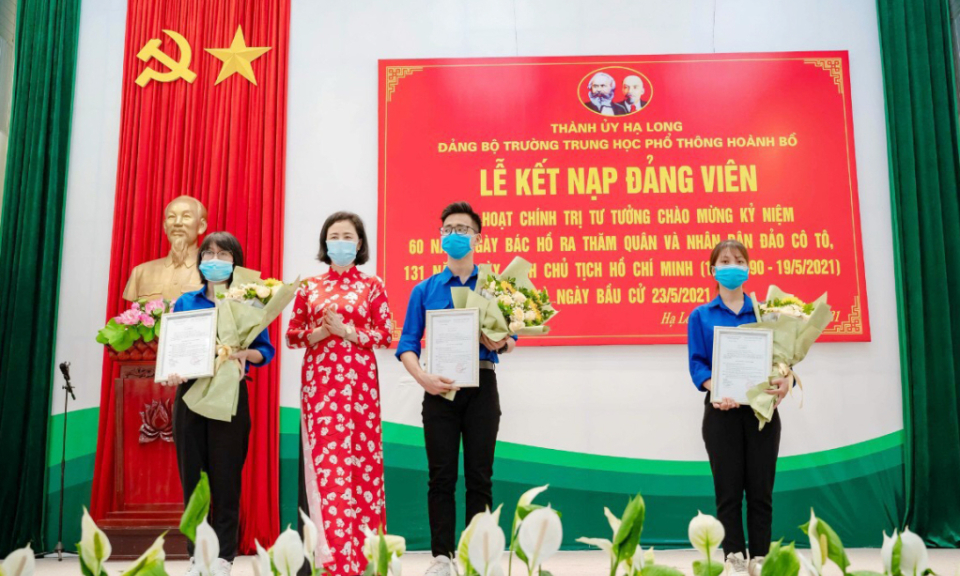 Kỳ II: “Thanh kiếm” và “tấm khiên” bảo vệ vững chắc nền tảng tư tưởng của Đảng