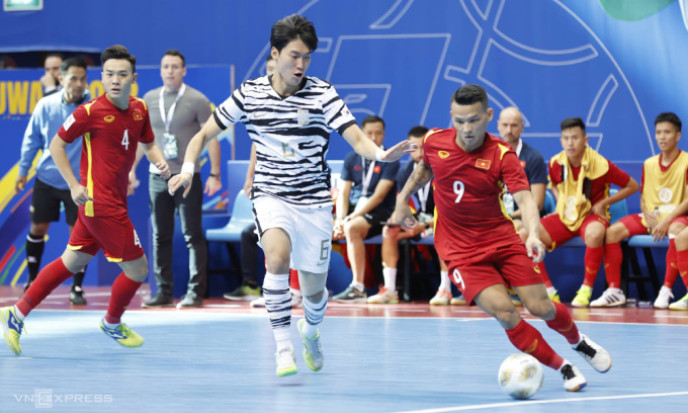 Việt Nam thắng đậm Hàn Quốc tại giải futsal châu Á