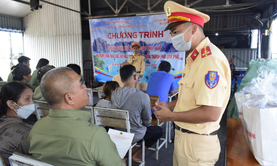 Nâng cao nhận thức của ngư dân trong bảo vệ môi trường biển