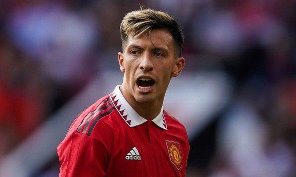 Ten Hag nhận tin vui từ Lisandro Martinez