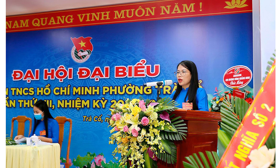 Đảng viên Phùng Thị Hoa: Làm theo lời Bác bắt đầu từ những việc nhỏ…