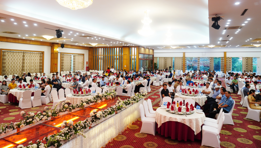 TP Uông Bí tổ chức buổi gặp mặt 100 doanh nghiệp, đại diện cho 836 doanh nghiệp trên địa bàn.