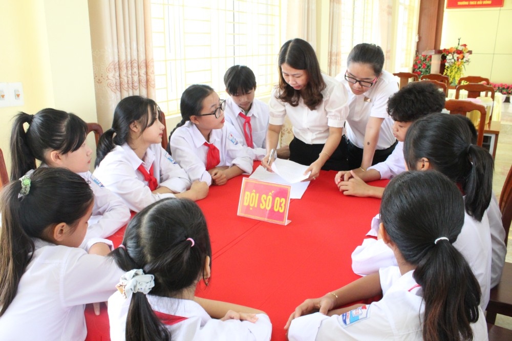 Trường THCS Hải Đông (TP Móng Cái) tổ chức Diễn đàn trẻ em năm 2022 với chủ đề “Trẻ em nói về phòng, chống bạo lực, xâm hại trẻ em”.