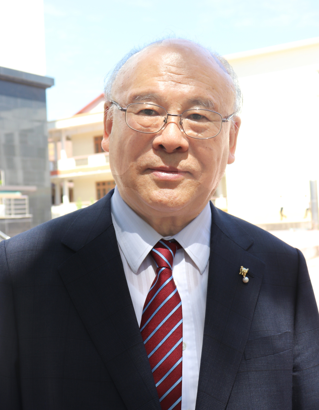 Ông Takebe Tsutomu, cố vấn đặc biệt Trường Đại học Hạ Long