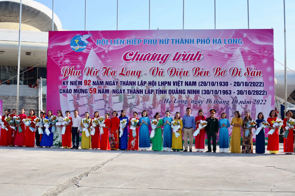 Hội LHPN thành phố Hạ Long tổ chức chương trình Vũ điệu bên bờ di sản