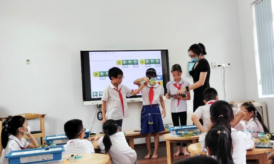  Ứng dụng CNTT và chuyển đổi số